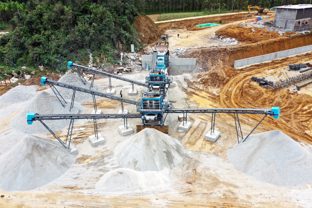 颚式破碎机型号齐全，欢迎各界定制